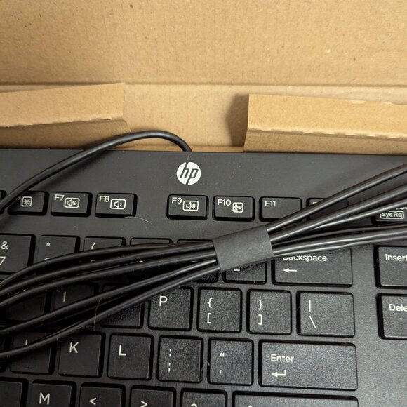 ⭐ USB keyboard NWOT - Picture 3 of 3